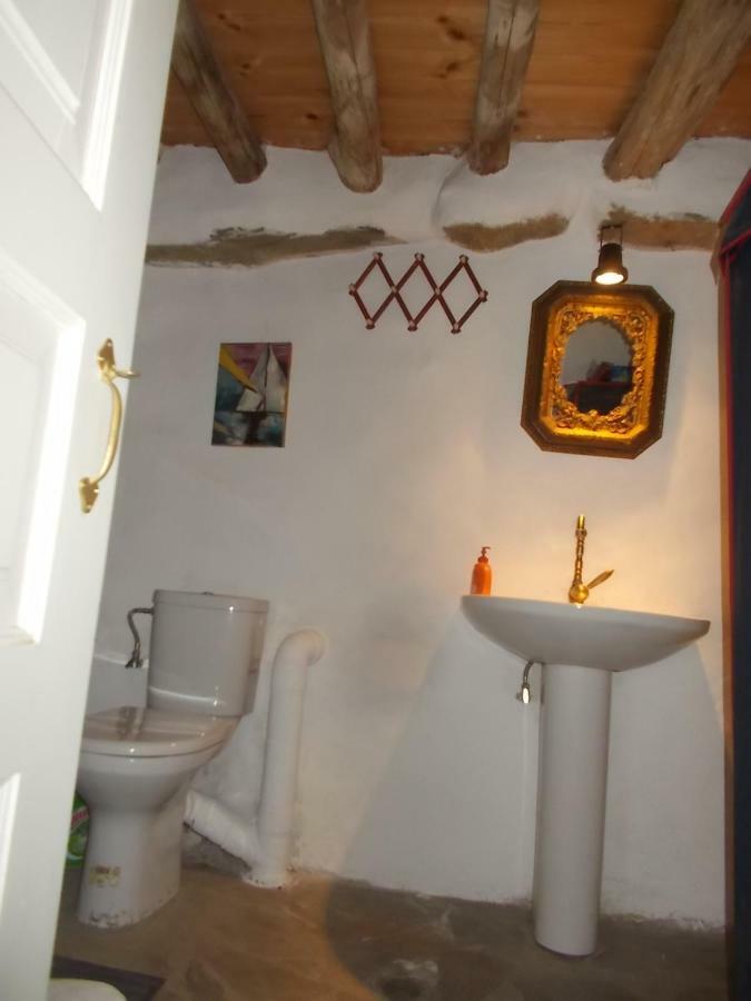 Cyclades Olive Museum'S Guest House Pitrofos المظهر الخارجي الصورة
